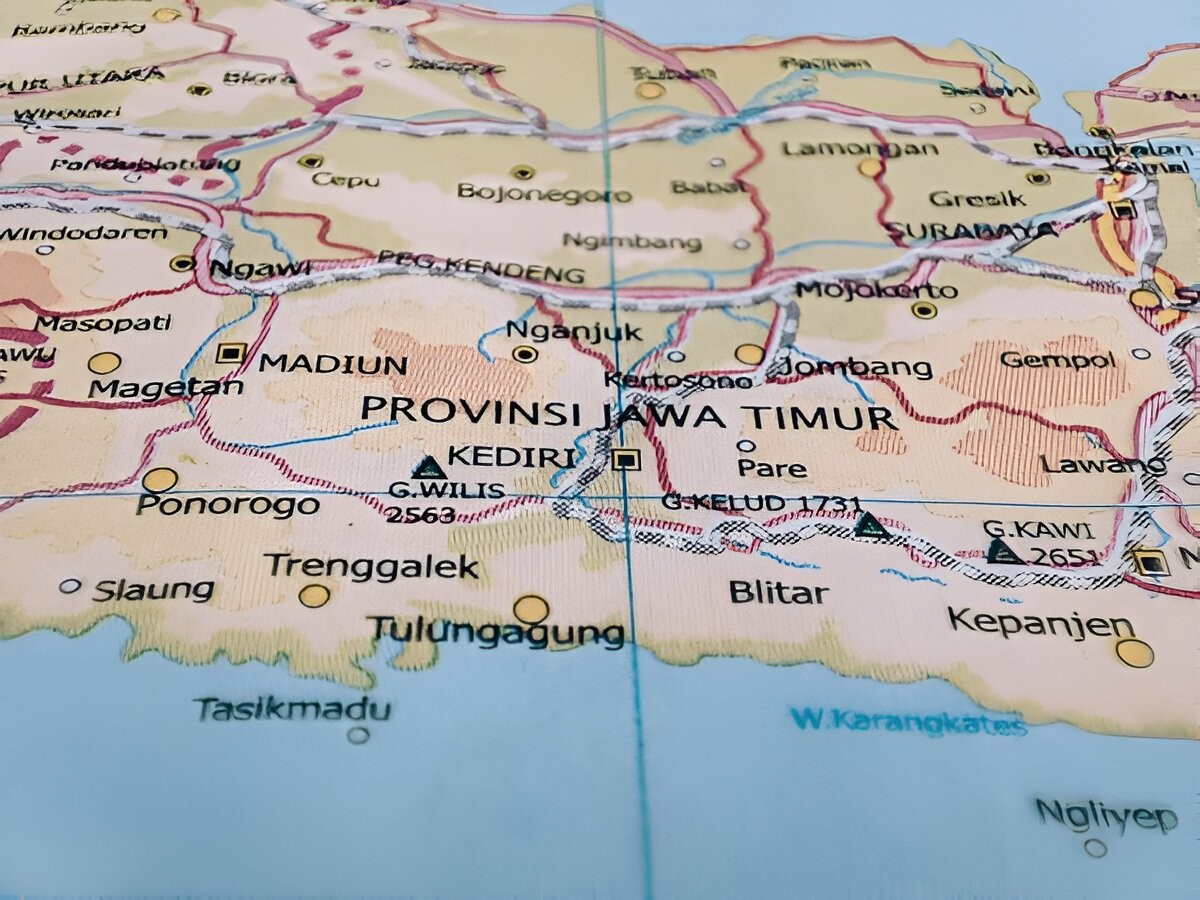 Panduan Memilih Peta Jawa Timur yang Dilengkapi Informasi Wilayah