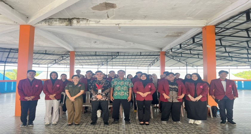 Pelantikan Himpunan Mahasiswa Prodi dan UKM STKIP Melawi Resmi Dilaksanakan
